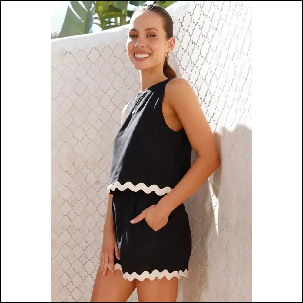 Chic Black Ricrac: Needful Things'  Fabulous Summer Fit 🖤🔥