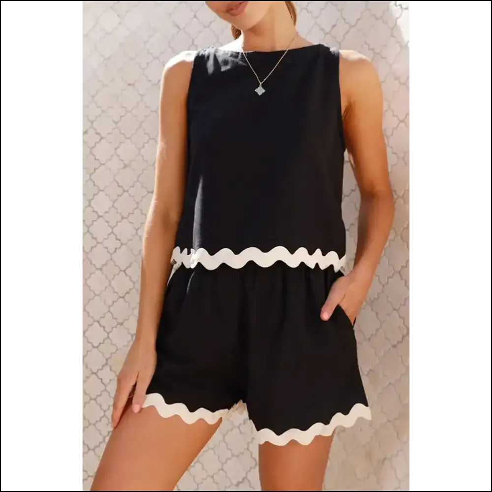 Chic Black Ricrac: Needful Things'  Fabulous Summer Fit 🖤🔥