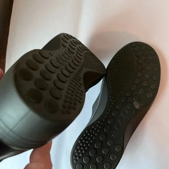 Ecco Soft Wedge Slip on Loafer Women Comfort Shoe Black minimal Sz 39 EU 8.5 US