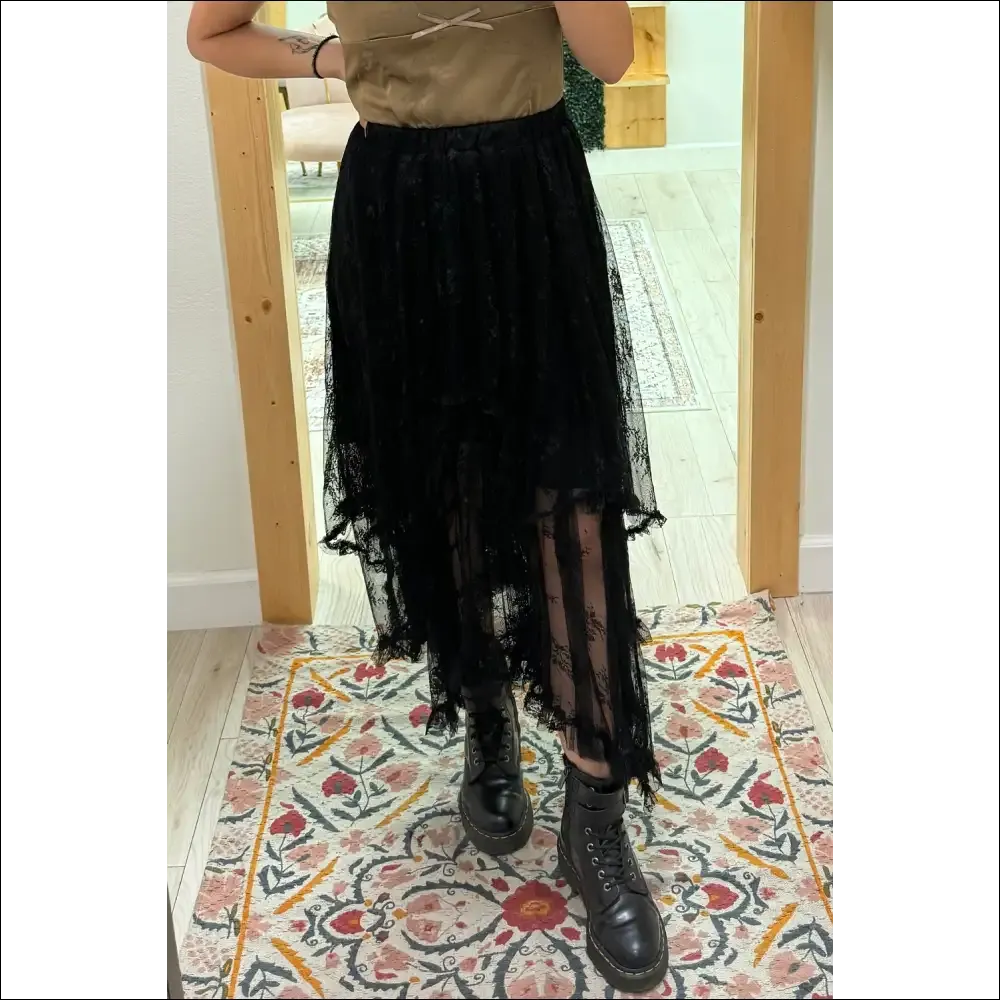 Elegant Black Lace Cascading Tiered High Waist Maxi Skirt