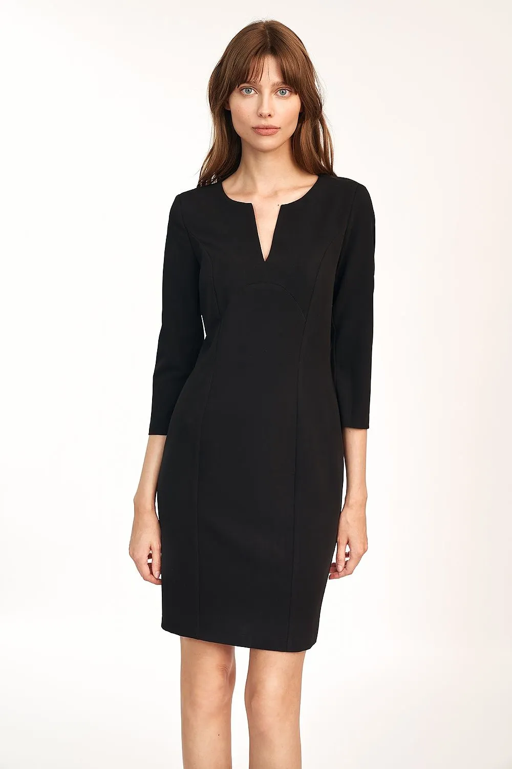 Elegant Bodycon Dress with Classic Cut