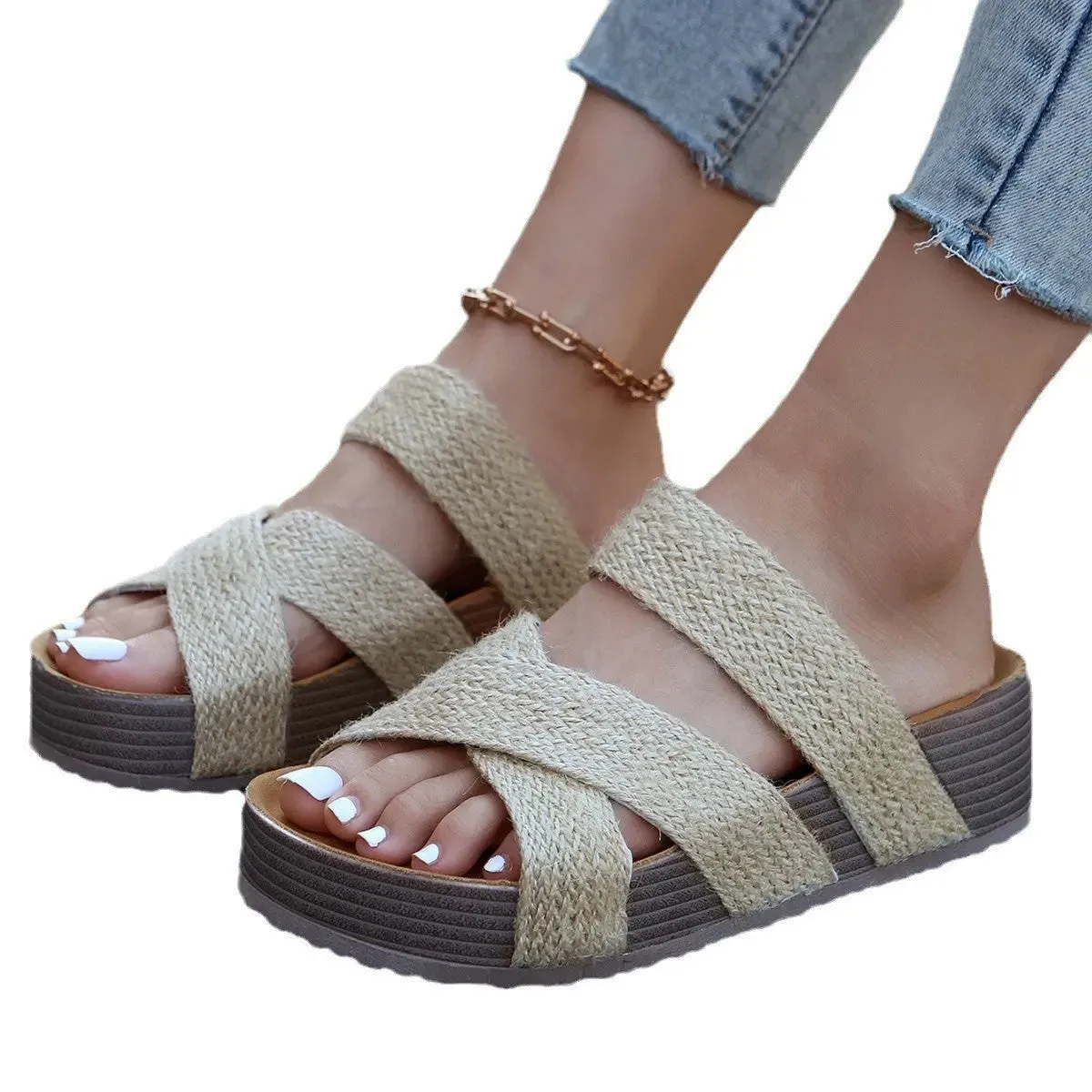 'Leumeah' Cross Strap Orthopedic Platform Sandals