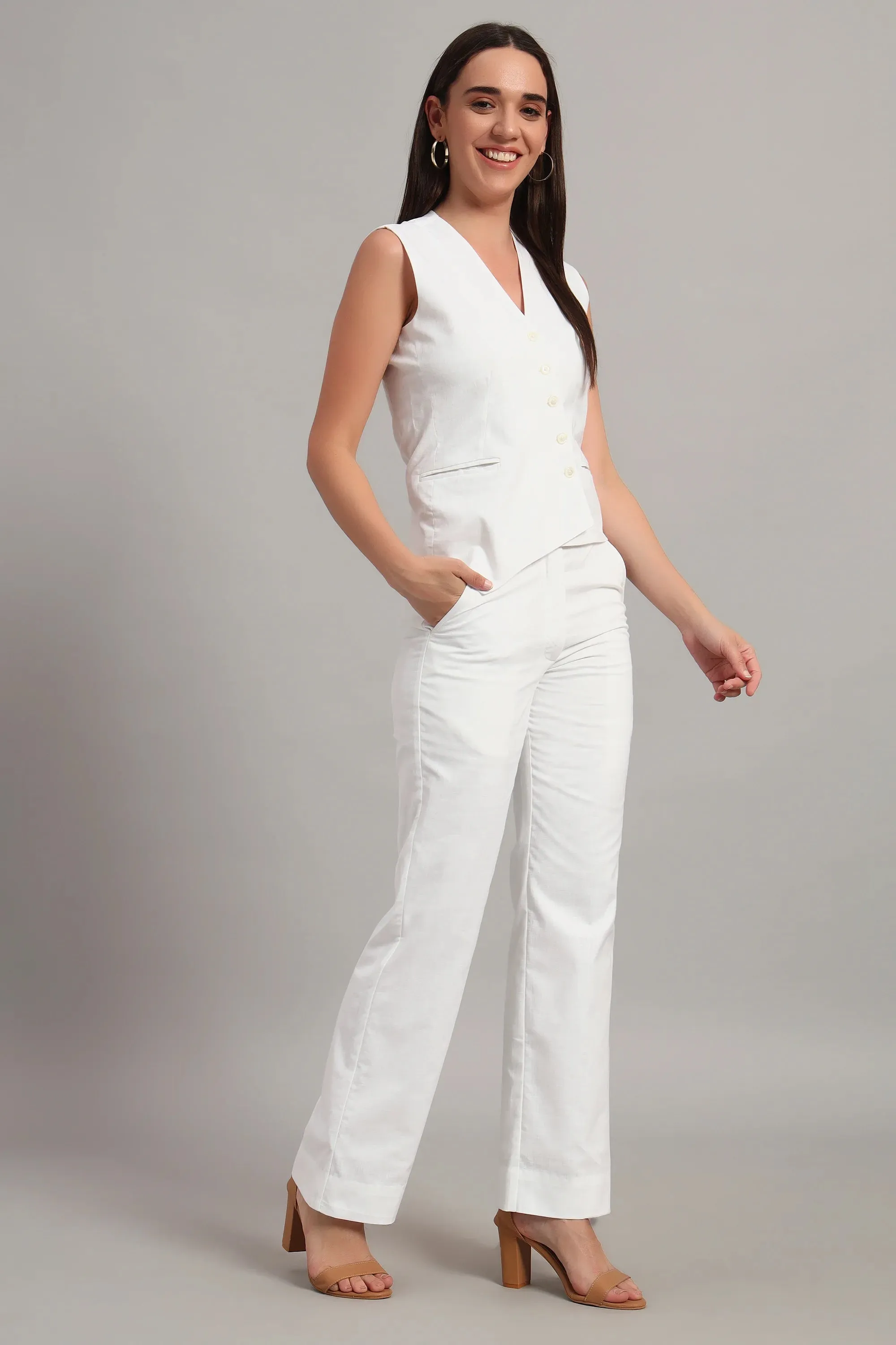 The Asymmetric Co-ord , White