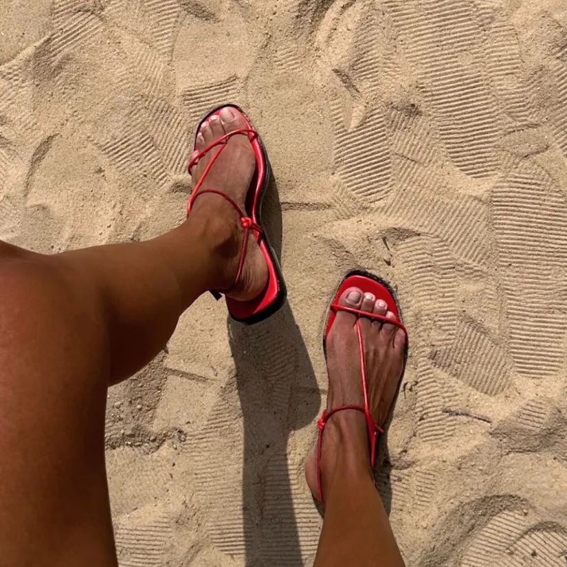 TIERNA RED SANDALS