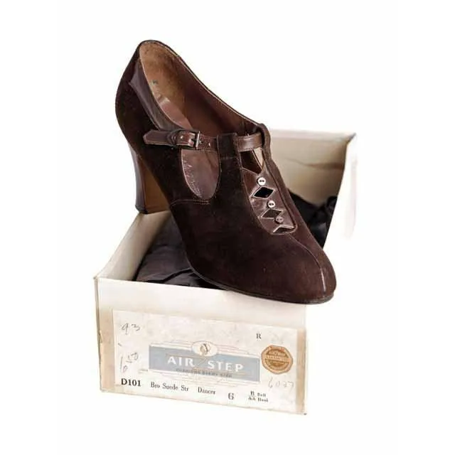 Vintage Brown Suede/Leather Mary Jane Buckle Shoes 1930s NIB 7 Early Air Step