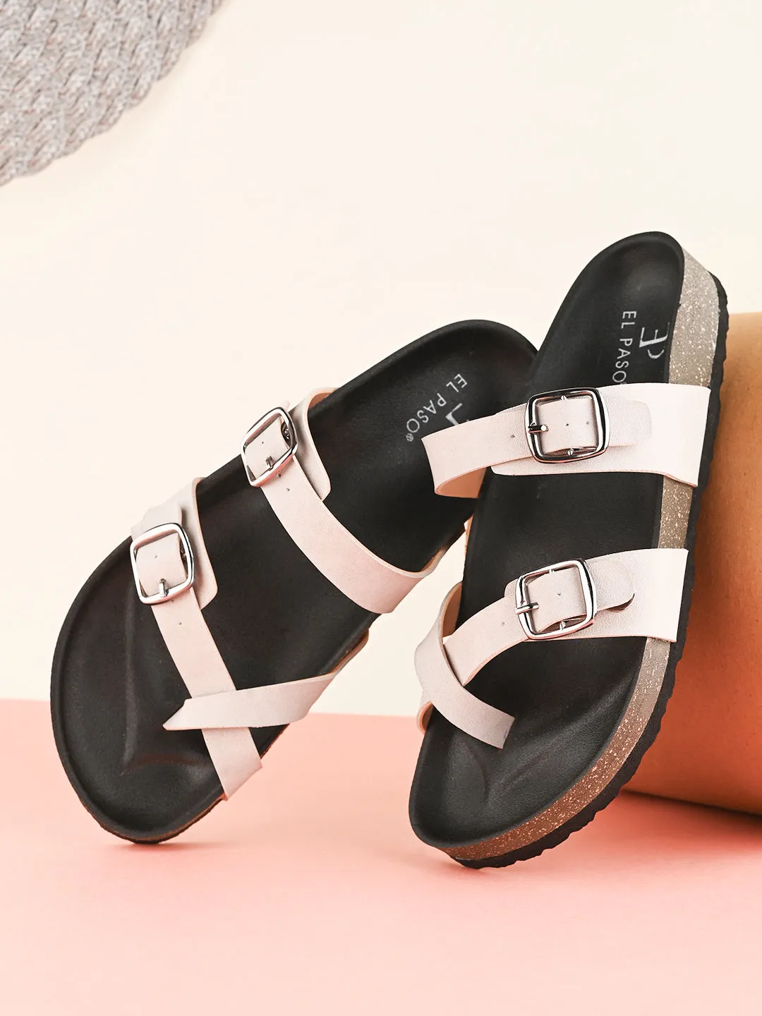 Women One Toe Flats with Buckles